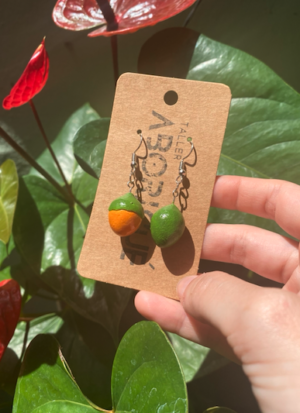 Pantallas de Quenepas